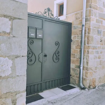 بيت ضيافة Old Town 1 سبليت