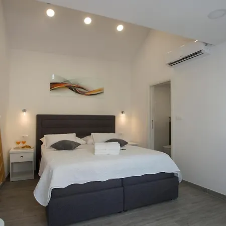 Old Town 1 Гостьовий будинок 4*